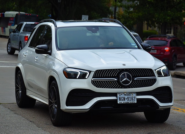 Mercedes